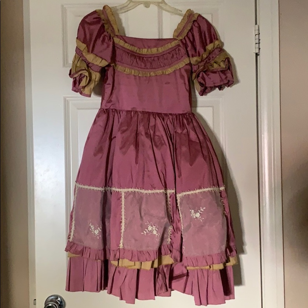 Girls’ Victorian Style dress